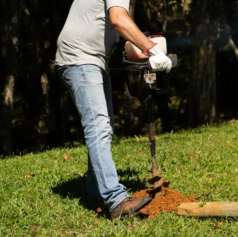 Perfurador de Solo – TEA52X200-GII - Toyama